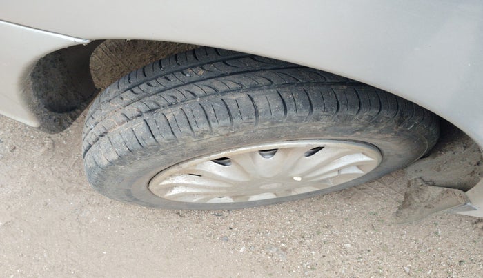 2015 Tata Indigo ECS LX CR4, Diesel, Manual, 97,814 km, tyre