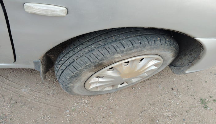 2015 Tata Indigo ECS LX CR4, Diesel, Manual, 97,814 km, tyre