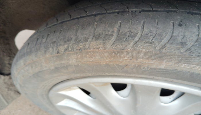 2015 Tata Indigo ECS LX CR4, Diesel, Manual, 97,814 km, tyre