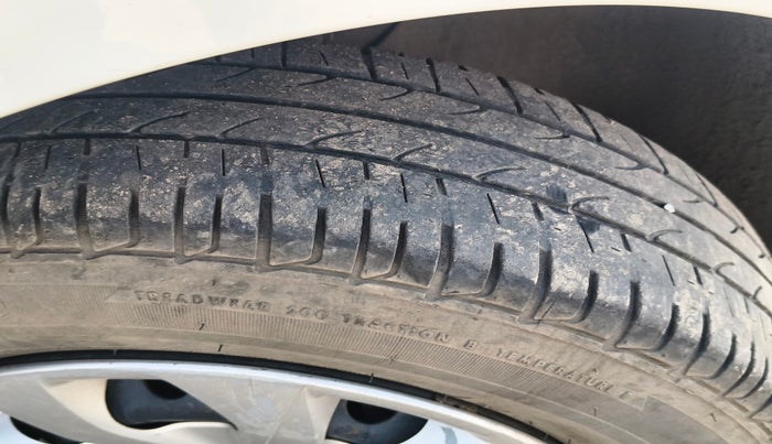 2016 Hyundai Elite i20 MAGNA 1.2, Petrol, Manual, 69,335 km, tyre