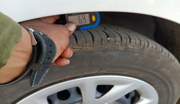 2019 Hyundai Grand i10 MAGNA 1.2 KAPPA VTVT CNG, Petrol, Manual, 57,585 km, tyre