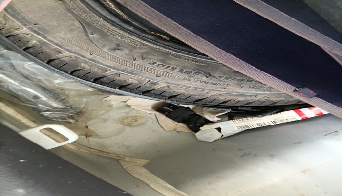 2019 Hyundai Grand i10 MAGNA 1.2 KAPPA VTVT CNG, Petrol, Manual, 57,585 km, tyre