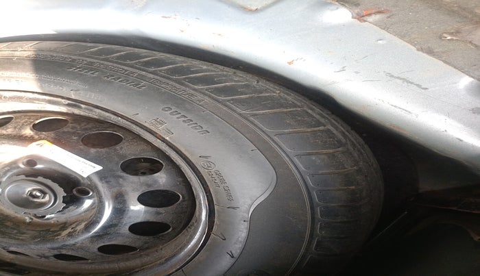 2019 Ford FREESTYLE AMBIENTE 1.5 DIESEL, Diesel, Manual, 1,29,770 km, tyre