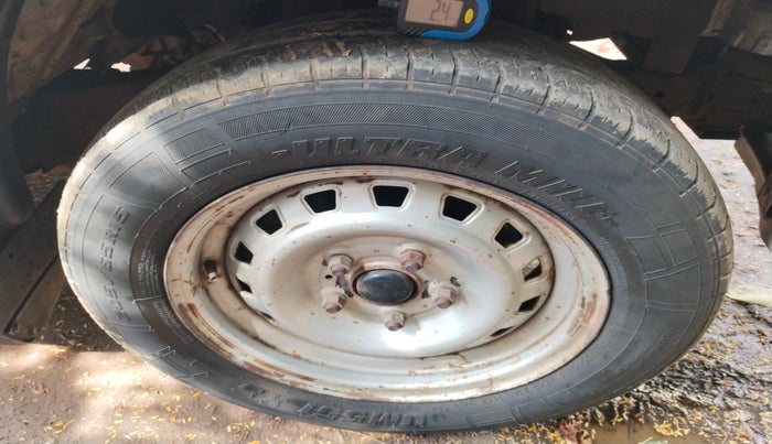 2015 Mahindra Quanto C4, Diesel, Manual, 86,572 km, tyre