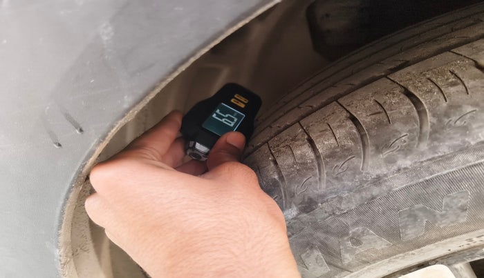 2024 KIA CARENS LUXURY PLUS 1.5 DIESEL 7 STR, Diesel, Manual, 4,577 km, tyre