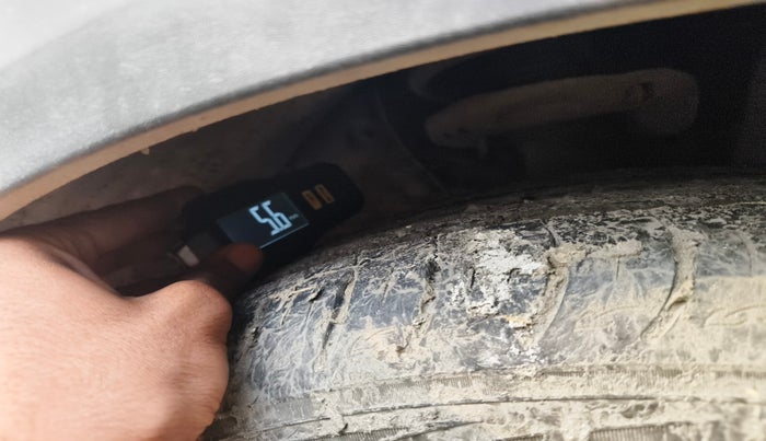 2024 KIA CARENS LUXURY PLUS 1.5 DIESEL 7 STR, Diesel, Manual, 4,577 km, tyre