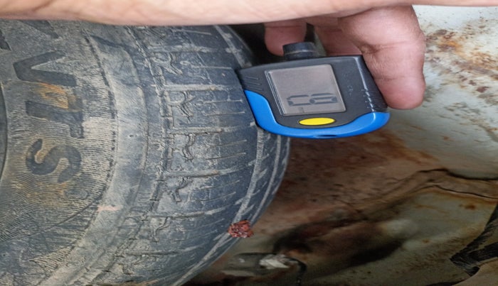 2017 Hyundai Eon D-LITE+, Petrol, Manual, 26,886 km, tyre