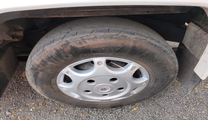 2020 Mahindra Bolero B6 (O), Diesel, Manual, 1,25,269 km, tyre