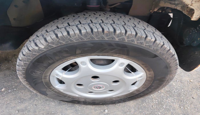 2020 Mahindra Bolero B6 (O), Diesel, Manual, 1,25,269 km, tyre