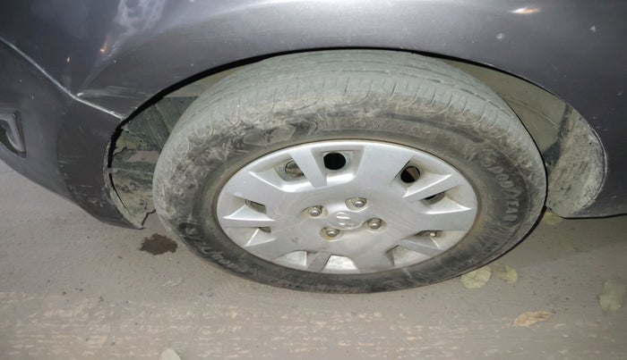 2013 Hyundai i20 MAGNA (O) 1.2, Petrol, Manual, 1,09,753 km, tyre