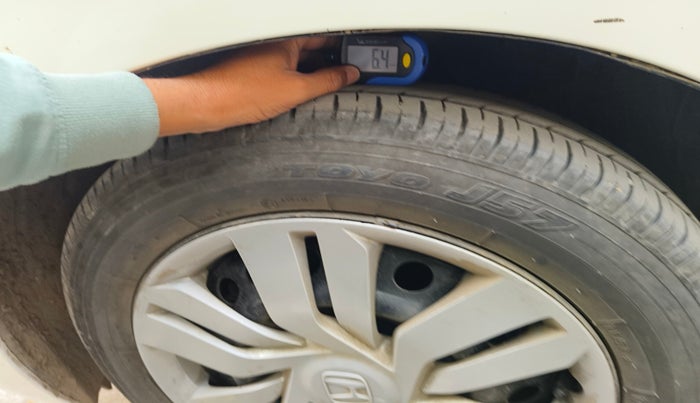 2016 Honda Jazz 1.5L I-DTEC SV, Diesel, Manual, 68,332 km, tyre