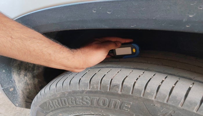 2021 Tata Safari XZ PLUS, Diesel, Manual, 1,67,000 km, tyre