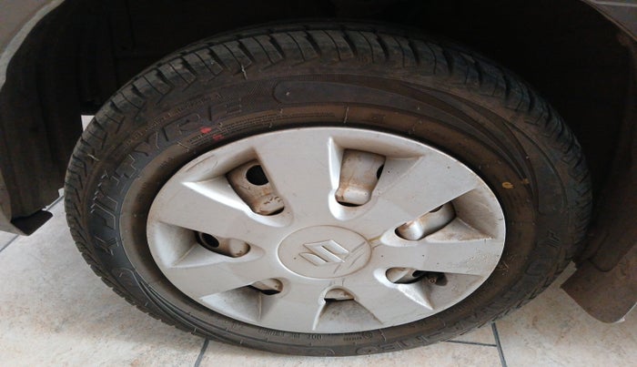 2018 Maruti Wagon R 1.0 LXI CNG, Petrol, Manual, 65,913 km, tyre