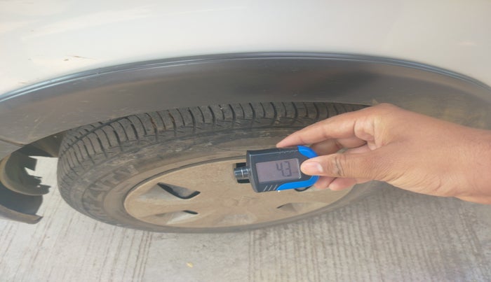 2019 Maruti New Wagon-R VXI 1.0, Petrol, Manual, 37,121 km, tyre