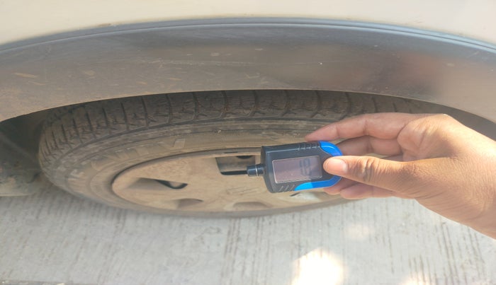 2019 Maruti New Wagon-R VXI 1.0, Petrol, Manual, 37,121 km, tyre