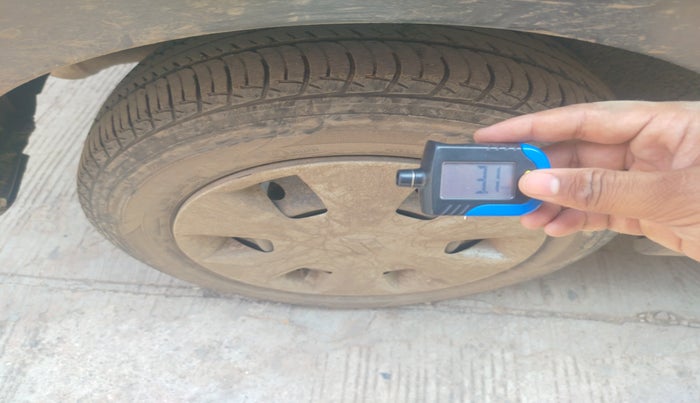 2019 Maruti New Wagon-R VXI 1.0, Petrol, Manual, 37,121 km, tyre