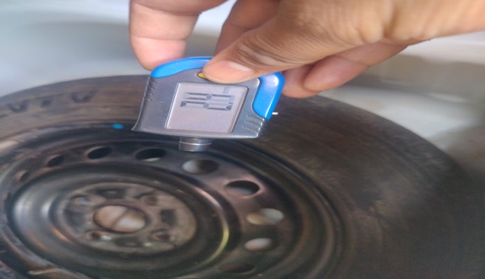 2019 Maruti New Wagon-R VXI 1.0, Petrol, Manual, 37,121 km, tyre