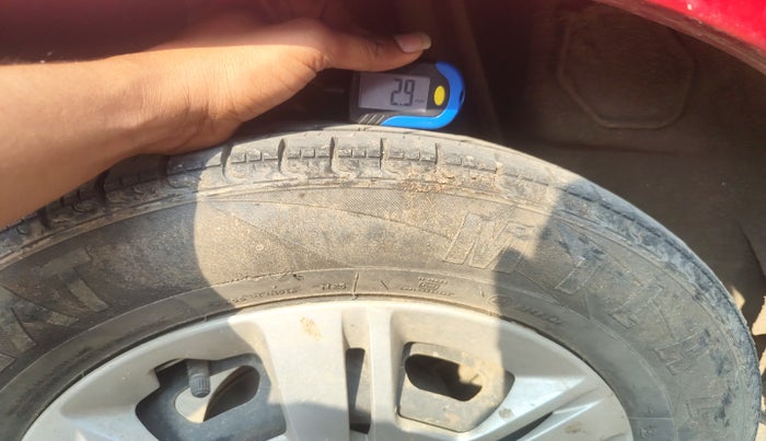 2017 Datsun Redi Go T (O), Petrol, Manual, 81,902 km, tyre