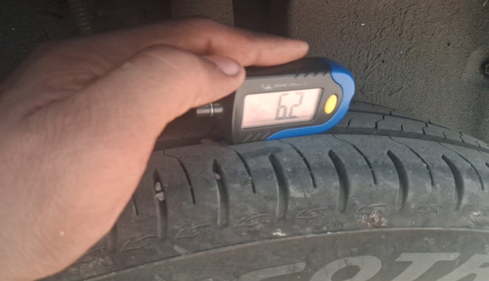 2025 Tata PUNCH ADVENTURE MT CNG , Petrol, Manual, 2,503 km, tyre