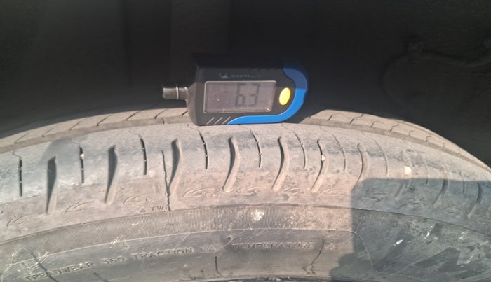 2025 Tata PUNCH ADVENTURE MT CNG , Petrol, Manual, 2,503 km, tyre