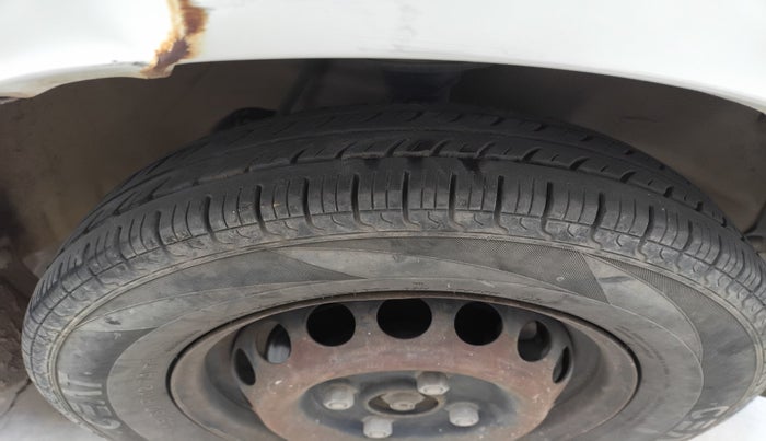 2015 Maruti Alto 800 LXI, Petrol, Manual, 96,449 km, tyre