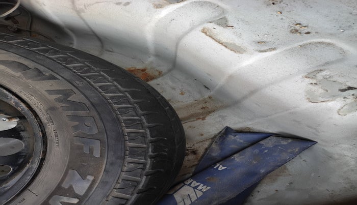 2015 Maruti Alto 800 LXI, Petrol, Manual, 96,449 km, tyre