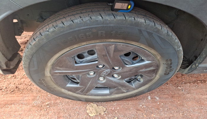 2024 Hyundai VENUE S(O) 1.2, Petrol, Manual, 19,601 km, tyre