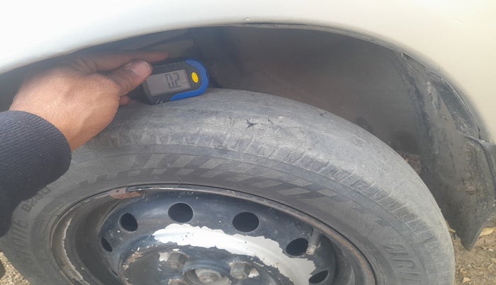 2010 Maruti Zen Estilo LXI, Petrol, Manual, 1,69,251 km, tyre