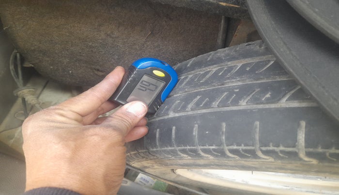 2010 Maruti Zen Estilo LXI, Petrol, Manual, 1,69,251 km, tyre