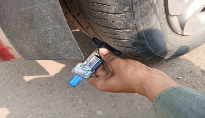 2019 Hyundai Elite i20 ASTA 1.2 (O), Petrol, Manual, 1,15,703 km, tyre