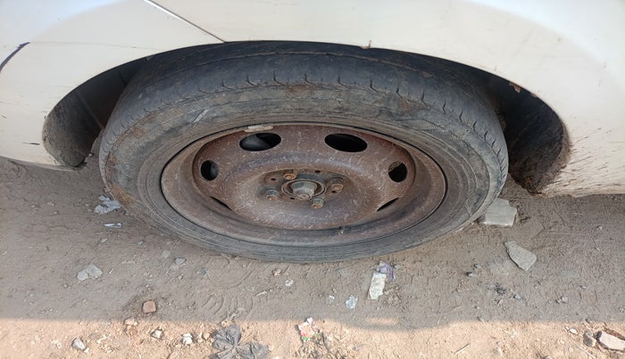 2015 Tata Zest XMS 90PS DIESEL, Diesel, Manual, 3,48,633 km, tyre