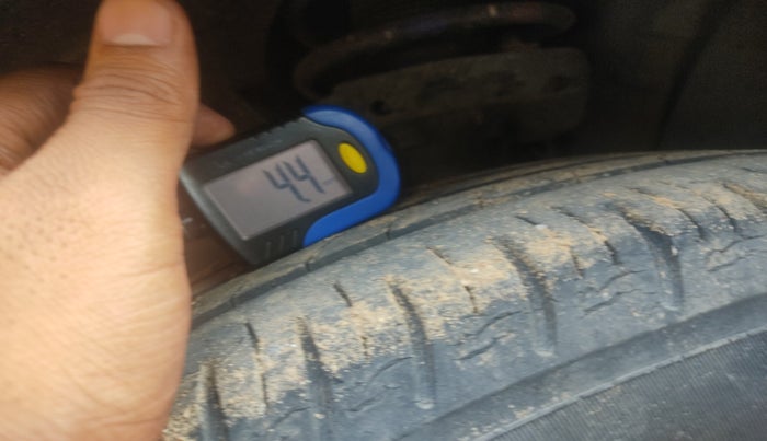 2020 Hyundai VENUE SX 1.0 TURBO, Petrol, Manual, 46,866 km, tyre