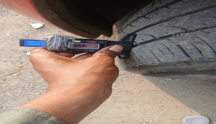 2018 Maruti Baleno DELTA DIESEL 1.3, Diesel, Manual, 2,06,814 km, tyre