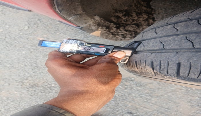 2018 Maruti Baleno DELTA DIESEL 1.3, Diesel, Manual, 2,06,814 km, tyre