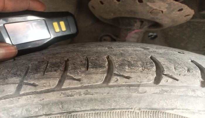 2012 Honda Brio S MT, Petrol, Manual, 57,938 km, tyre