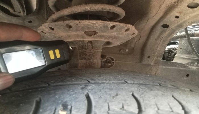 2012 Honda Brio S MT, Petrol, Manual, 57,938 km, tyre