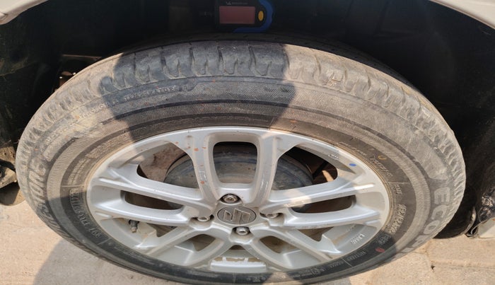 2023 Maruti Swift ZXI, Petrol, Manual, 55,102 km, tyre