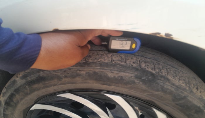 2016 Tata Tiago XZ DIESEL, Diesel, Manual, 80,086 km, tyre