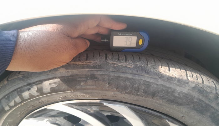 2016 Tata Tiago XZ DIESEL, Diesel, Manual, 80,086 km, tyre