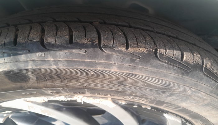 2016 Tata Tiago XZ DIESEL, Diesel, Manual, 80,086 km, tyre