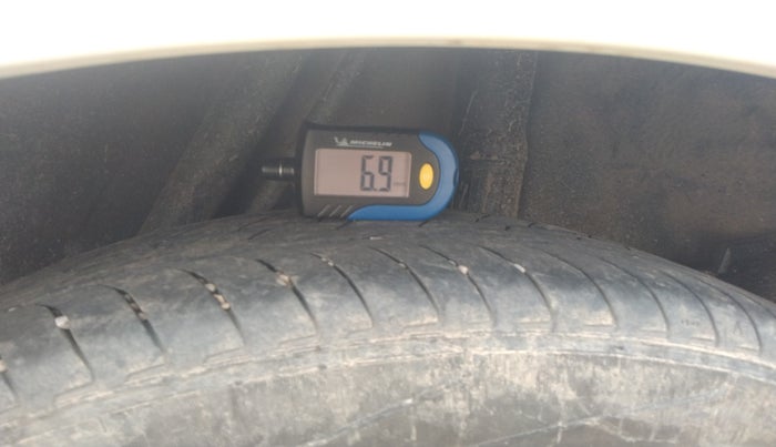 2015 Honda City 1.5L I-DTEC SV, Diesel, Manual, 1,49,813 km, tyre