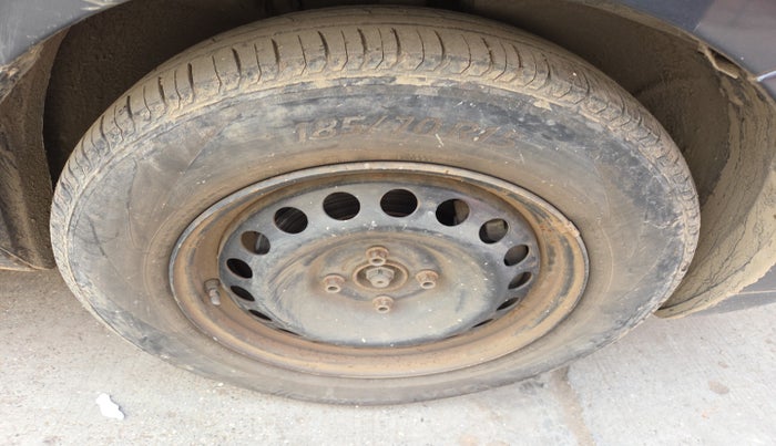 2015 Renault Lodgy 110 PS RXL 8STR, Diesel, Manual, 94,624 km, tyre