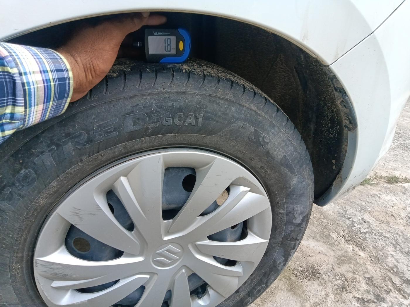 2024 Maruti Swift VXi, Petrol, Manual, 38,739 km, tyre