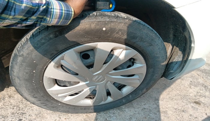 2024 Maruti Swift VXi, Petrol, Manual, 38,739 km, tyre