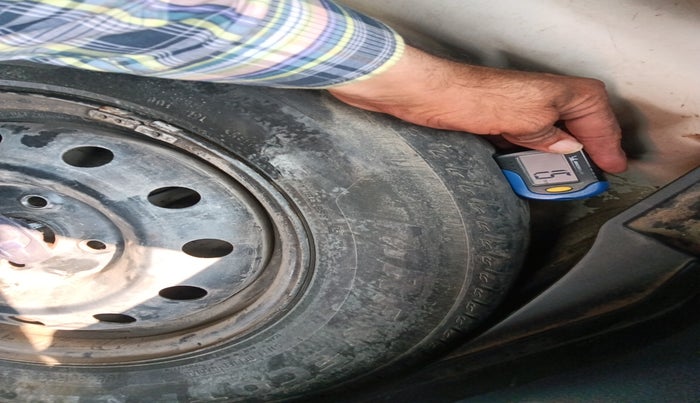 2024 Maruti Swift VXi, Petrol, Manual, 38,739 km, tyre