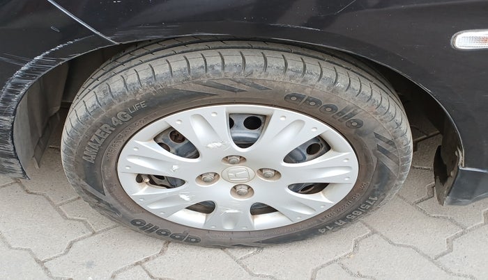 2015 Honda Amaze 1.2L I-VTEC S, Petrol, Manual, 35,572 km, tyre