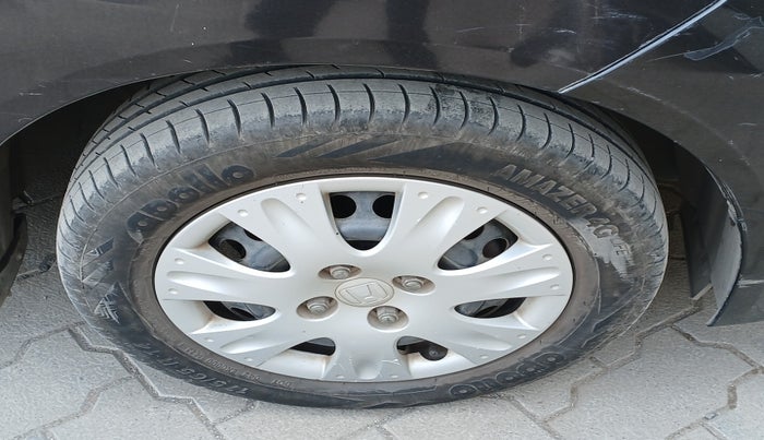 2015 Honda Amaze 1.2L I-VTEC S, Petrol, Manual, 35,572 km, tyre