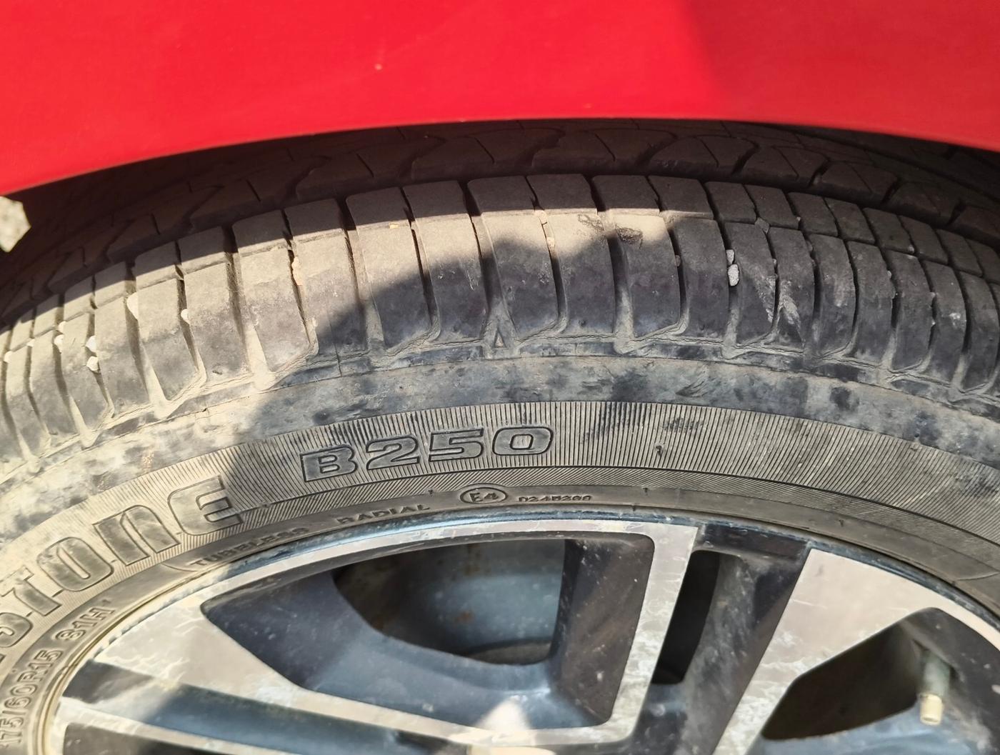 2021 Tata Tiago XZ PLUS PETROL, Petrol, Manual, 25,150 km, tyre
