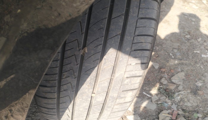 2022 Maruti Grand Vitara ALPHA PLUS HYBRID ECVT, Hybrid, Automatic, 1,31,964 km, tyre