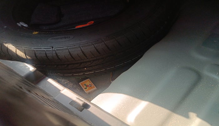 2023 Hyundai VENUE S(O) 1.2, Petrol, Manual, 10,150 km, tyre